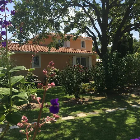 Casa Fiorita Bed & Breakfast